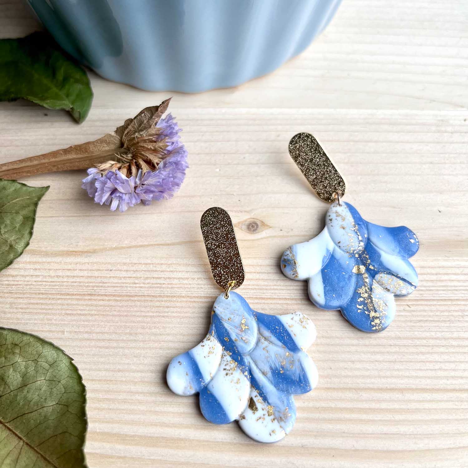 Juniper Jewel hellblau