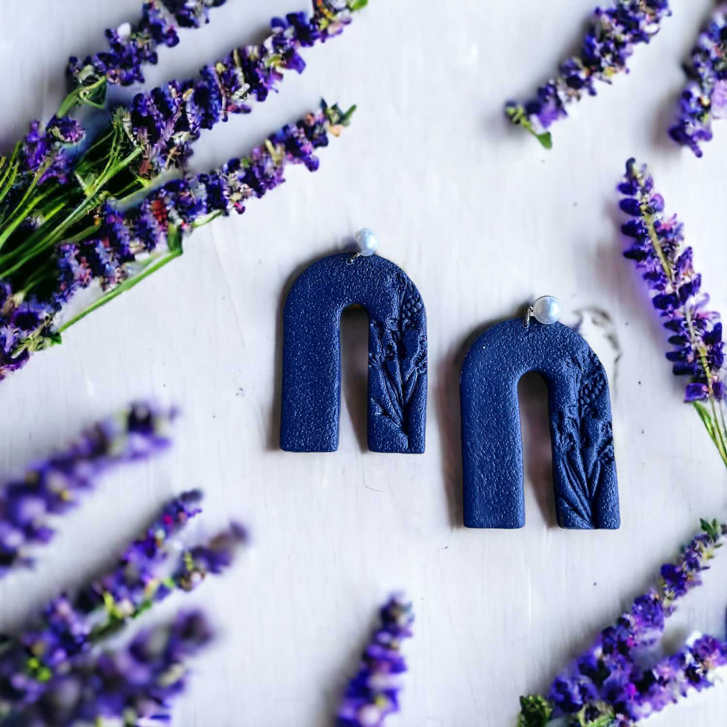 Floral Flair navy