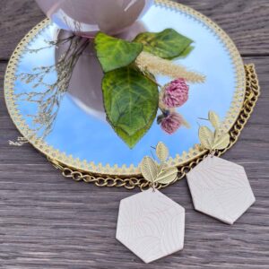 Ivy Envy sand